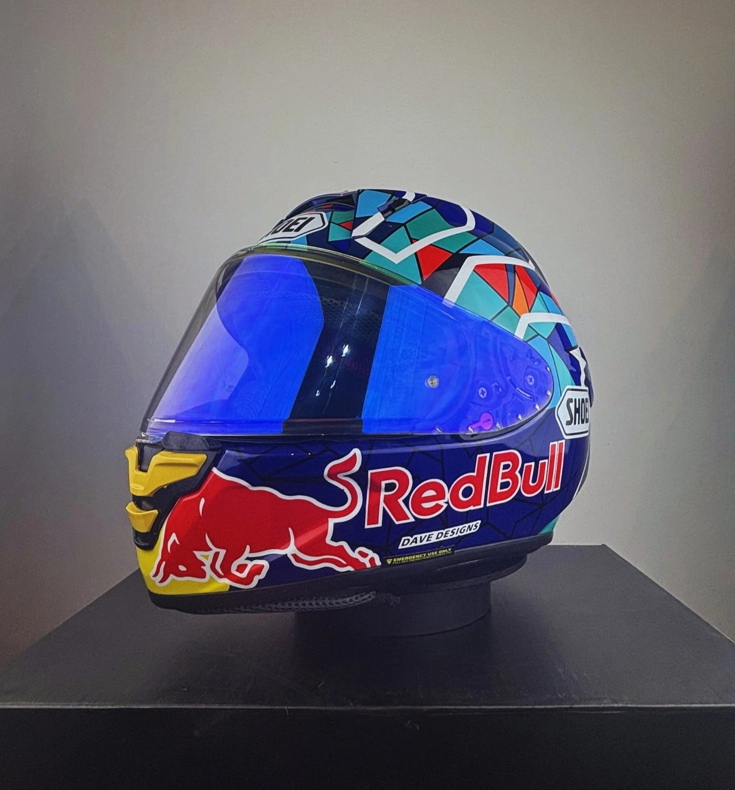 Casco Marc Márquez RedBull 2024 - GAUDI Edition (MM93)