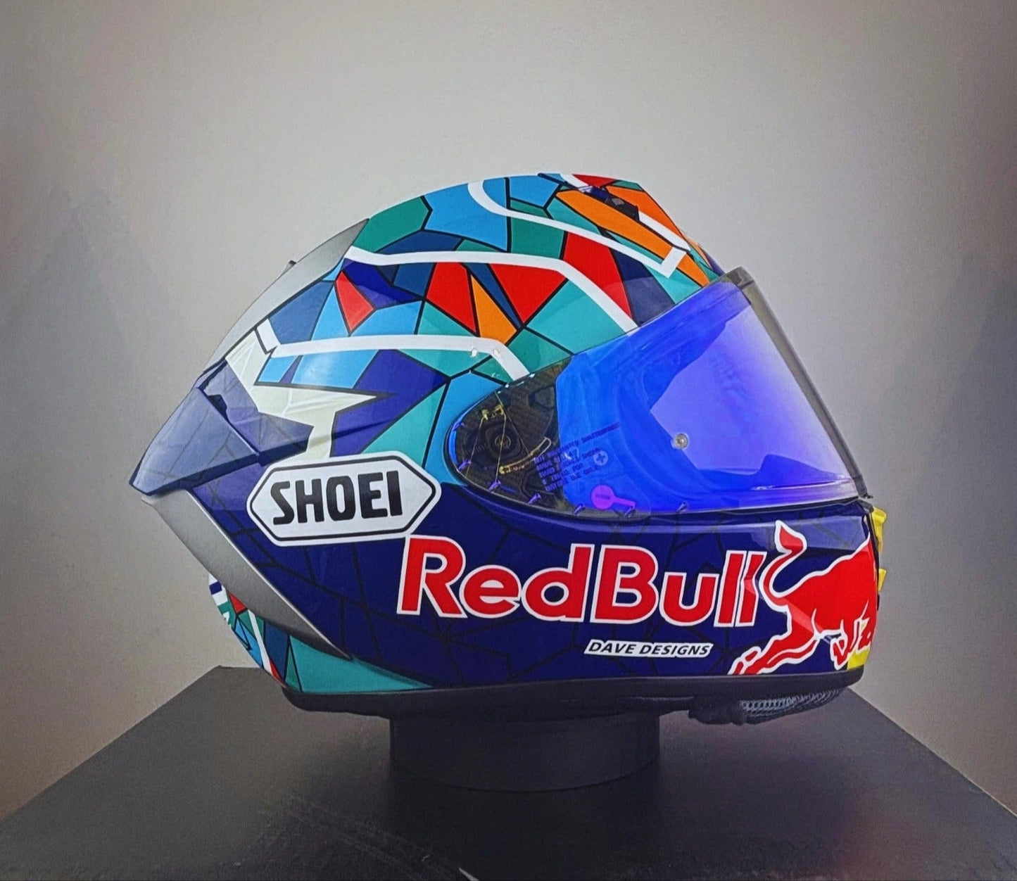 Casco Marc Márquez RedBull 2024 - GAUDI Edition (MM93)