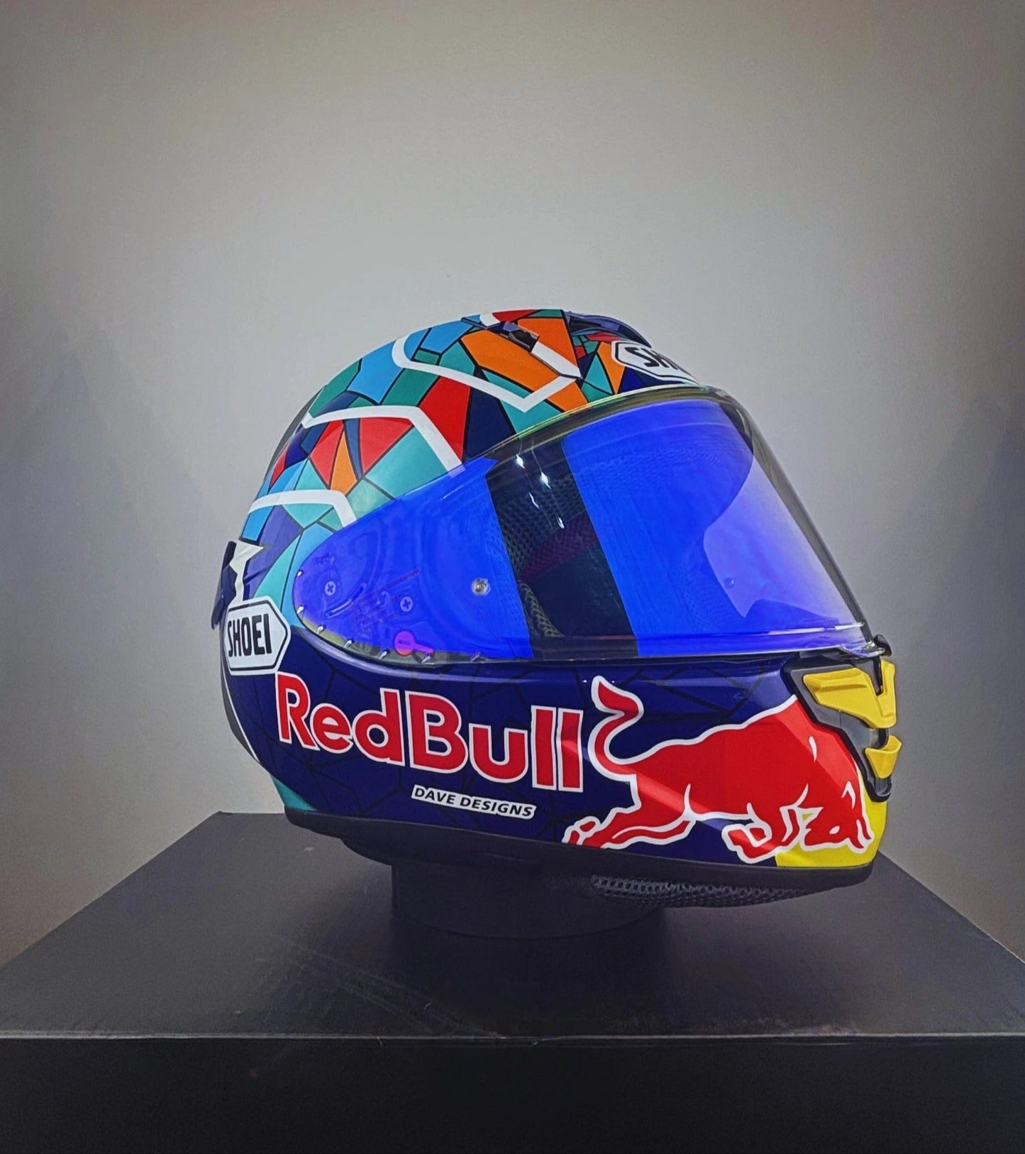 Casco Marc Márquez RedBull 2024 - GAUDI Edition (MM93)